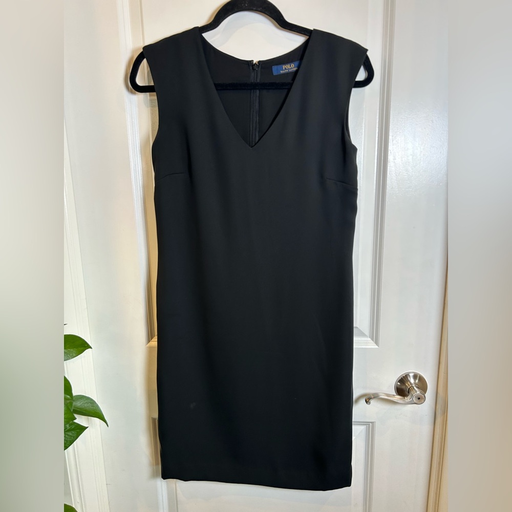 Ralph‎ Lauren Black V-Neck Sleeveless Sheath Dress